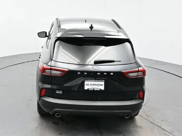 Used 2025 Agate Black Metal Ford ST-Line image 36
