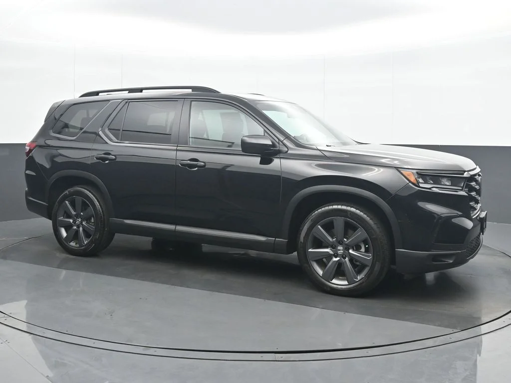 Used 2025 Black Honda Sport image 8