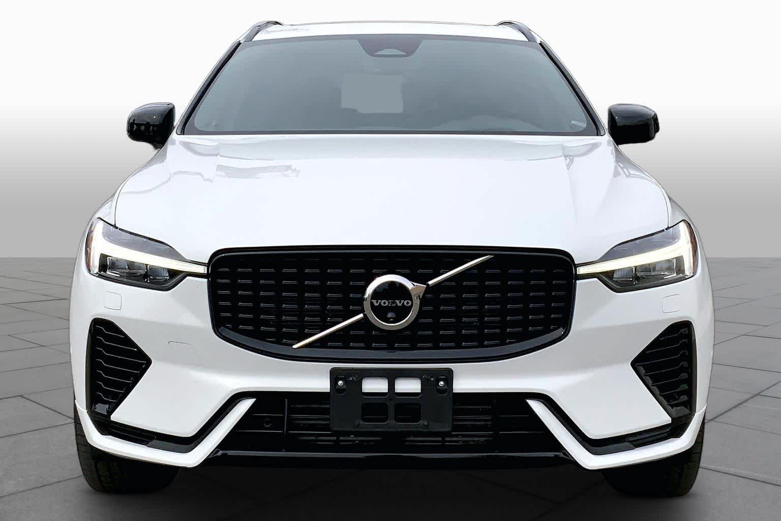 Pre-Owned 2025 Volvo XC60 Plug-In Hybrid Ultra