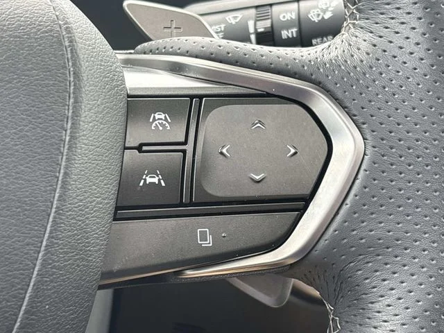 Used 2024 Silver Lexus 500h F SPORT Performance image 37