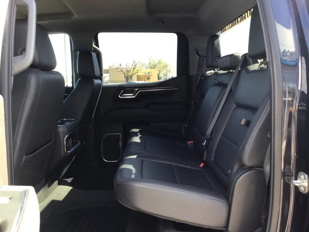 2023 Chevrolet Silverado 1500 LTZ - Photo 10