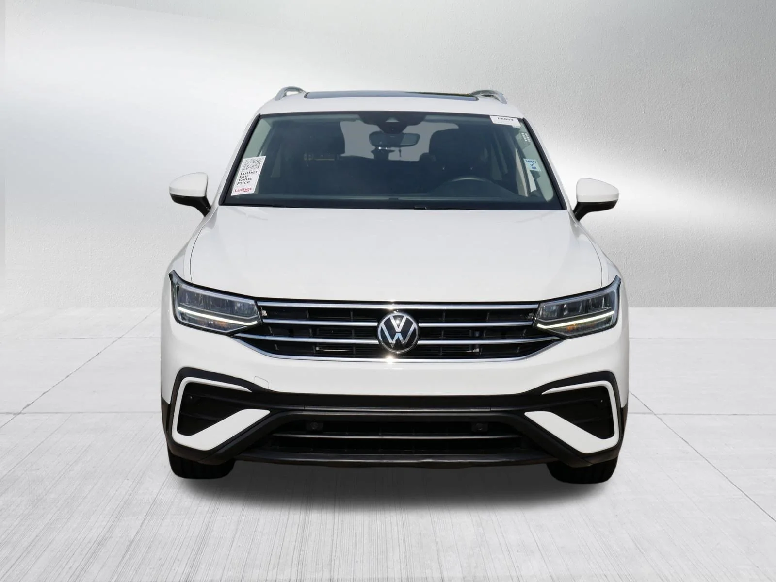Certified 2022 Volkswagen Tiguan SE with VIN 3VV2B7AX4NM144972 for sale in Brooklyn Center, Minnesota