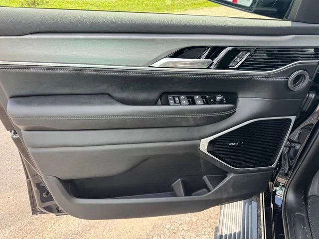 New 2026 High Gloss Black Exterior Paint Jeep Grand Wagoneer image 26