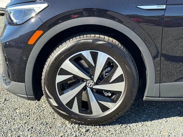 New 2026 Deep Black Pearl Volkswagen Pro image 15