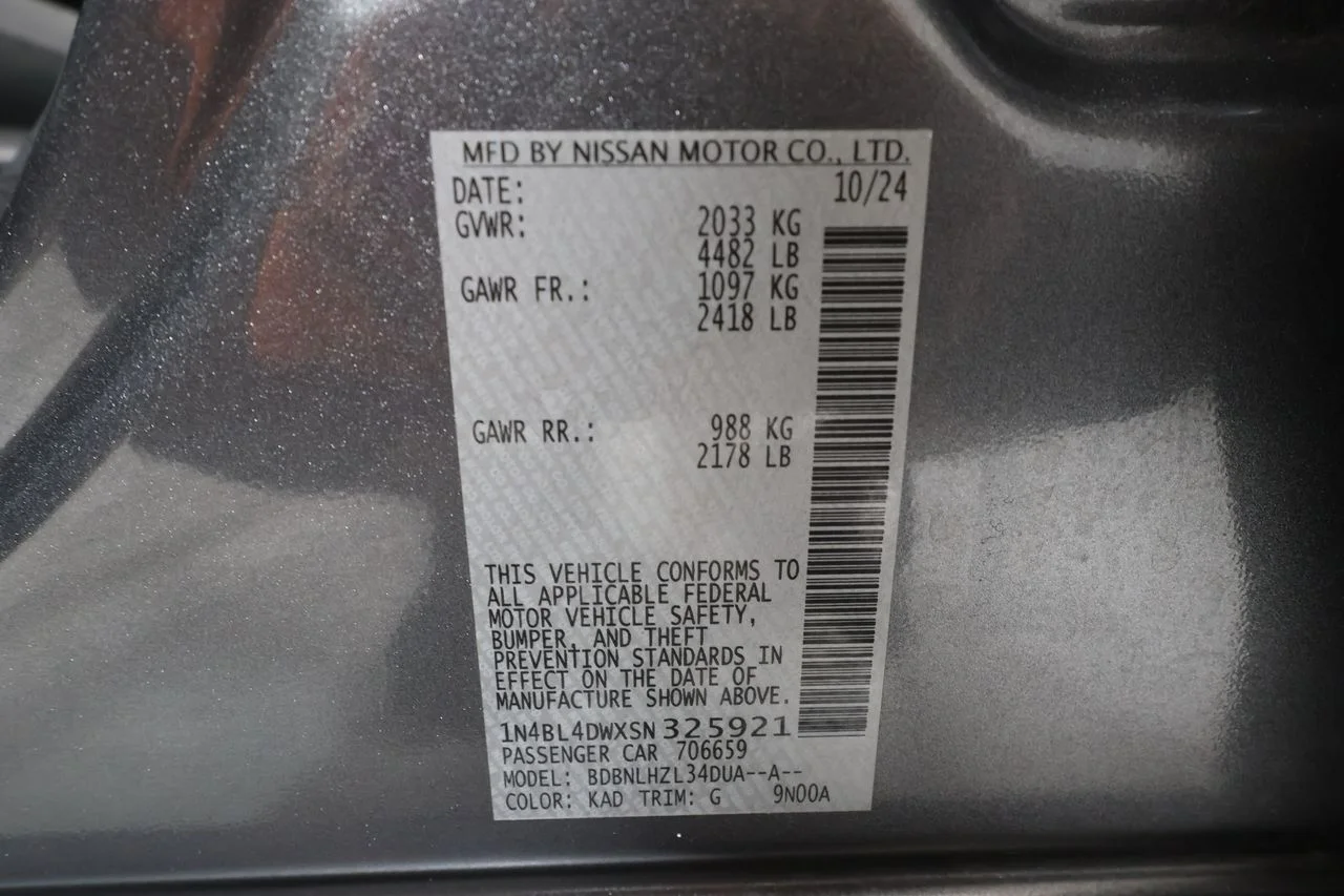 Used 2025 Gray Nissan 2.5 SV image 30