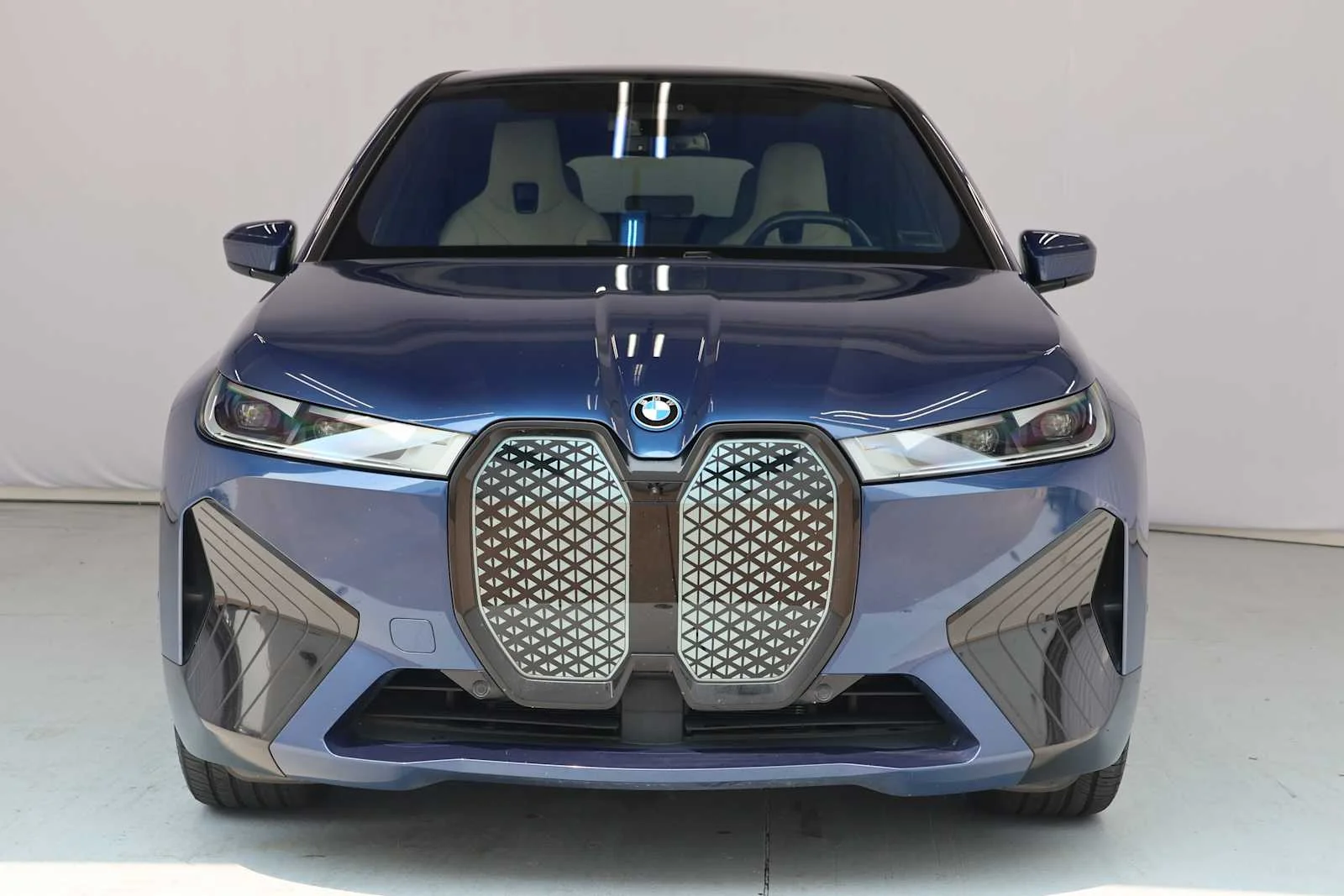 Used 2024 BMW iX Base with VIN WB523CF06RCP08365 for sale in Plano, TX