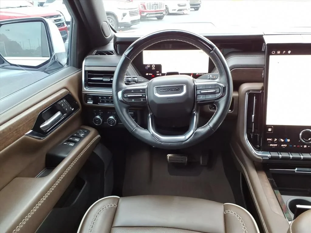 Used 2025 Summit White GMC Denali Ultimate image 29