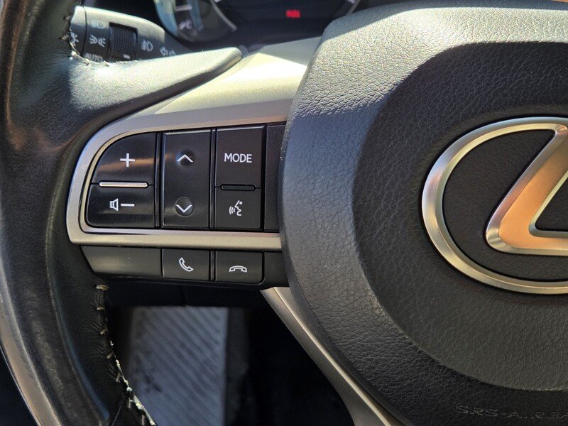Used 2017 White Lexus 350 image 25