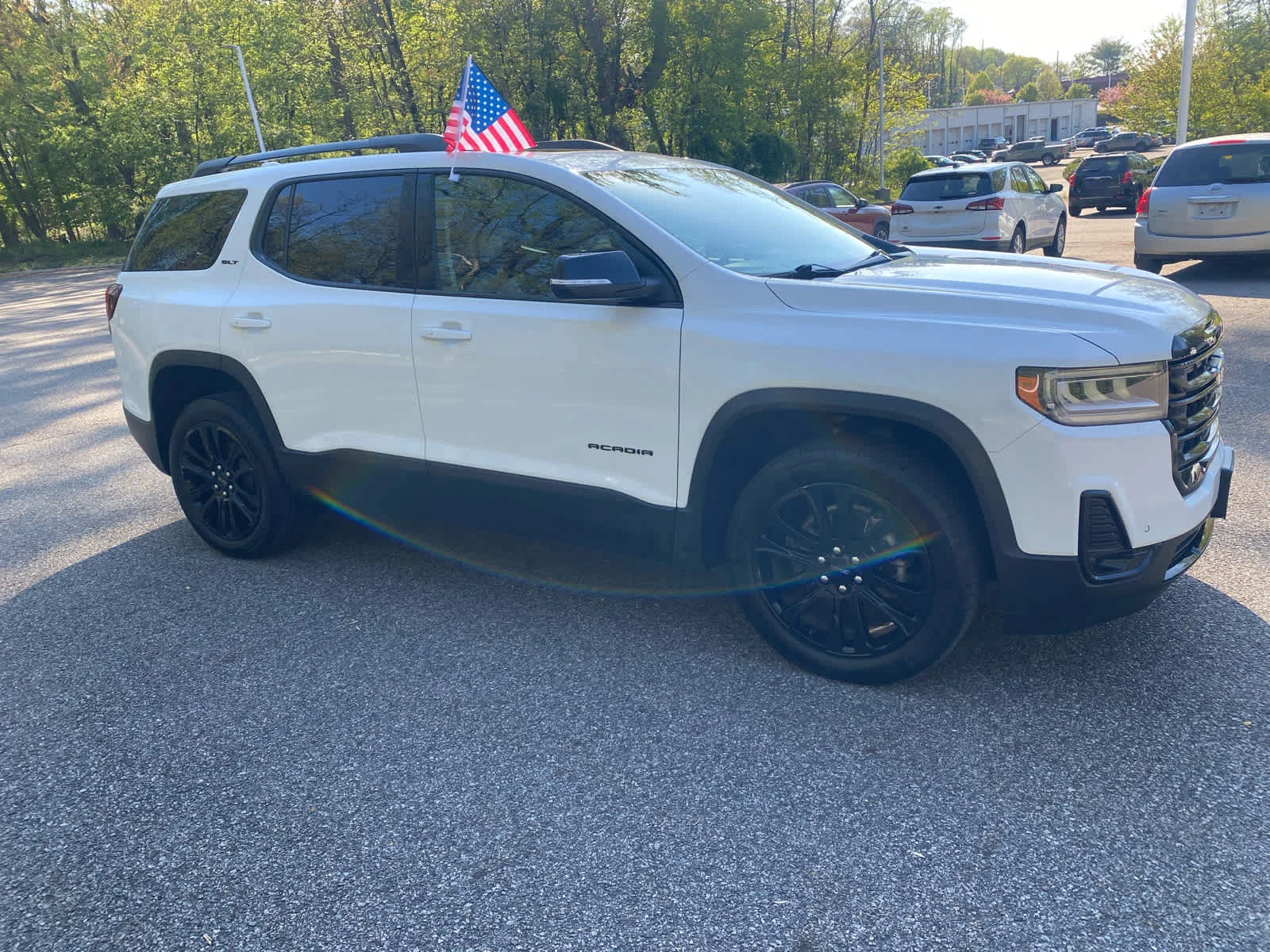 2023 GMC Acadia SLT