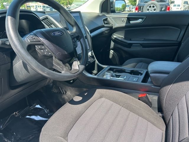 Used 2023 White Ford SE image 14