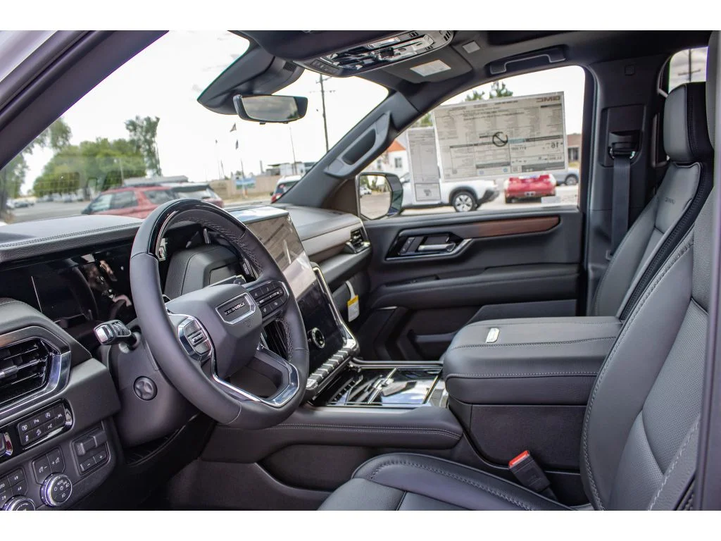 2026 GMC Yukon Denali - Photo 34