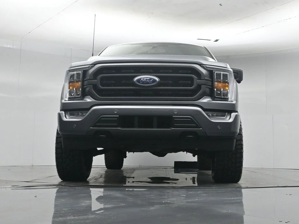Used 2023 Gray Ford XLT image 48