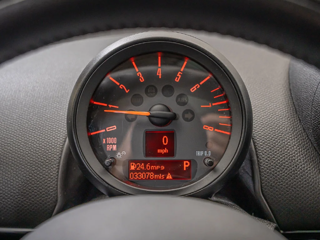 Used 2015 Blazing Red MINI  image 33