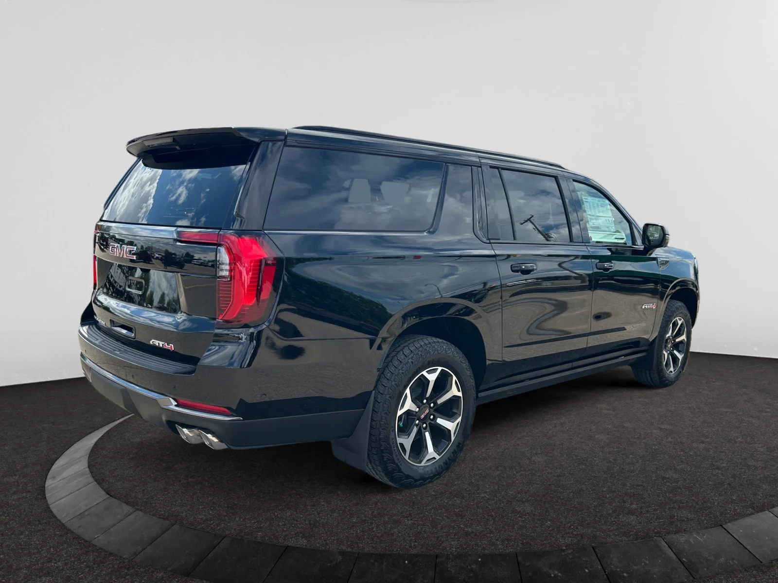 New 2026 Onyx Black GMC AT4 image 5
