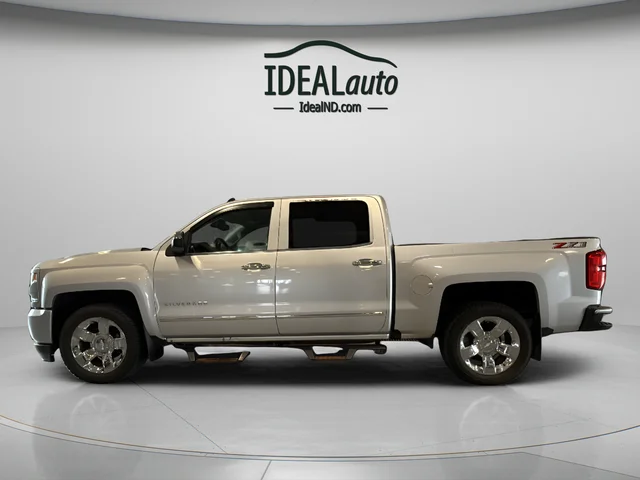 Used 2018 Silver Chevrolet LTZ image 3