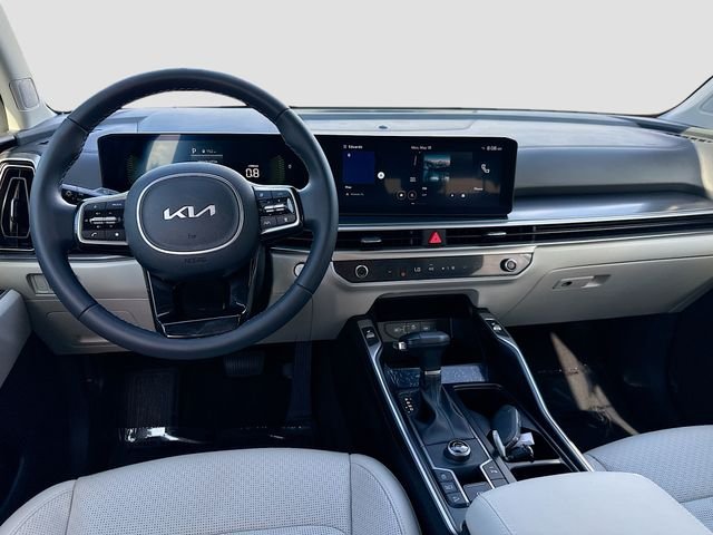 2025 Kia Sorento S - Photo 22