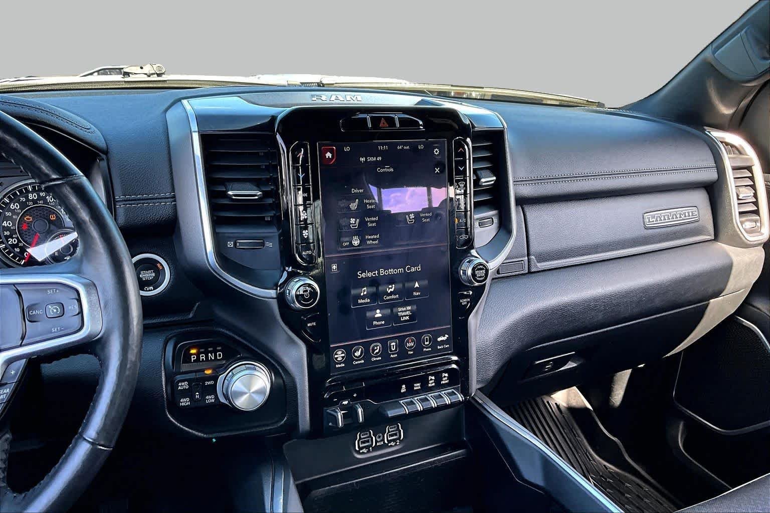 Used 2020 Billet Silver Metallic Clearcoat Ram Laramie image 7