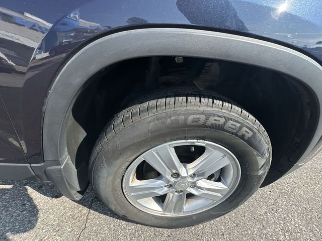 Used 2018 Blue Metallic Chevrolet LT image 20