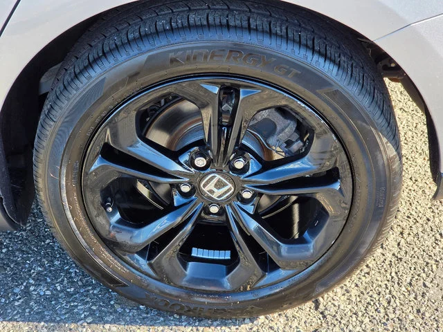 2025 Honda Accord SE - Photo 16