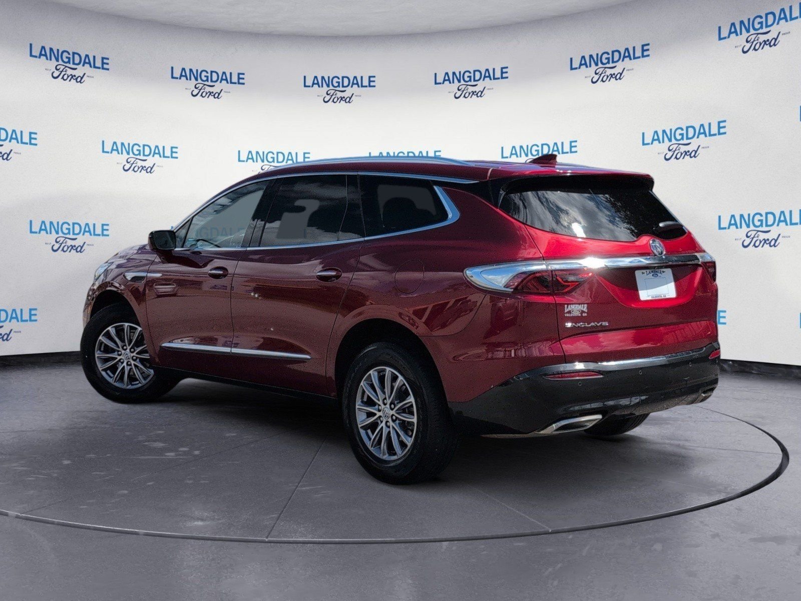 Used 2023 Cherry Red Buick Essence image 9