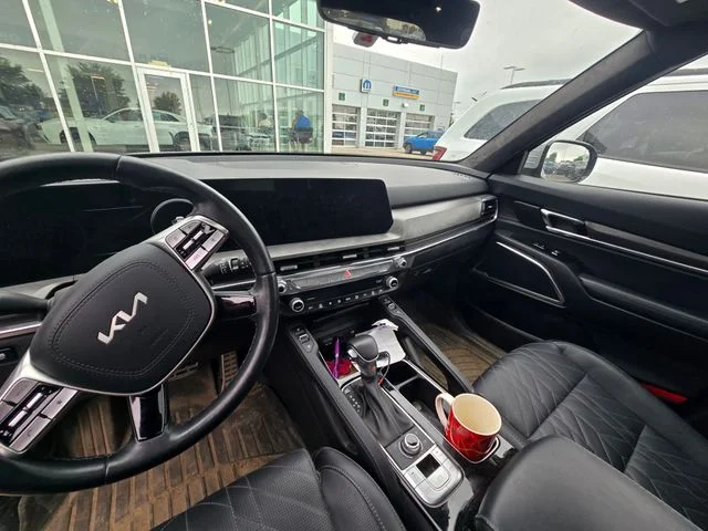 Certified Used 2025 Gray Kia SX-Prestige X-Line image 7