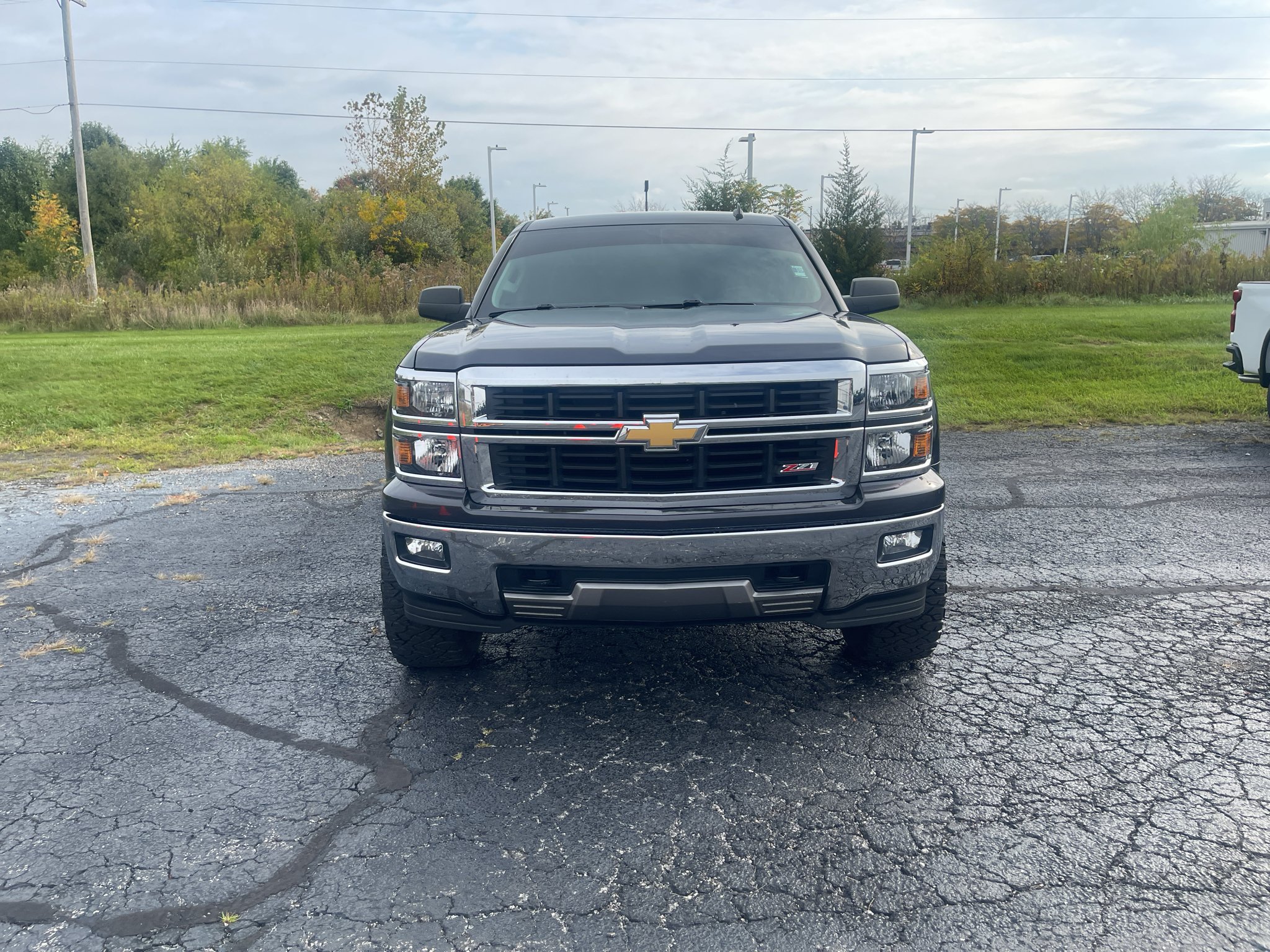 Used 2014 TUNGSTEN METALLIC Chevrolet LT image 9