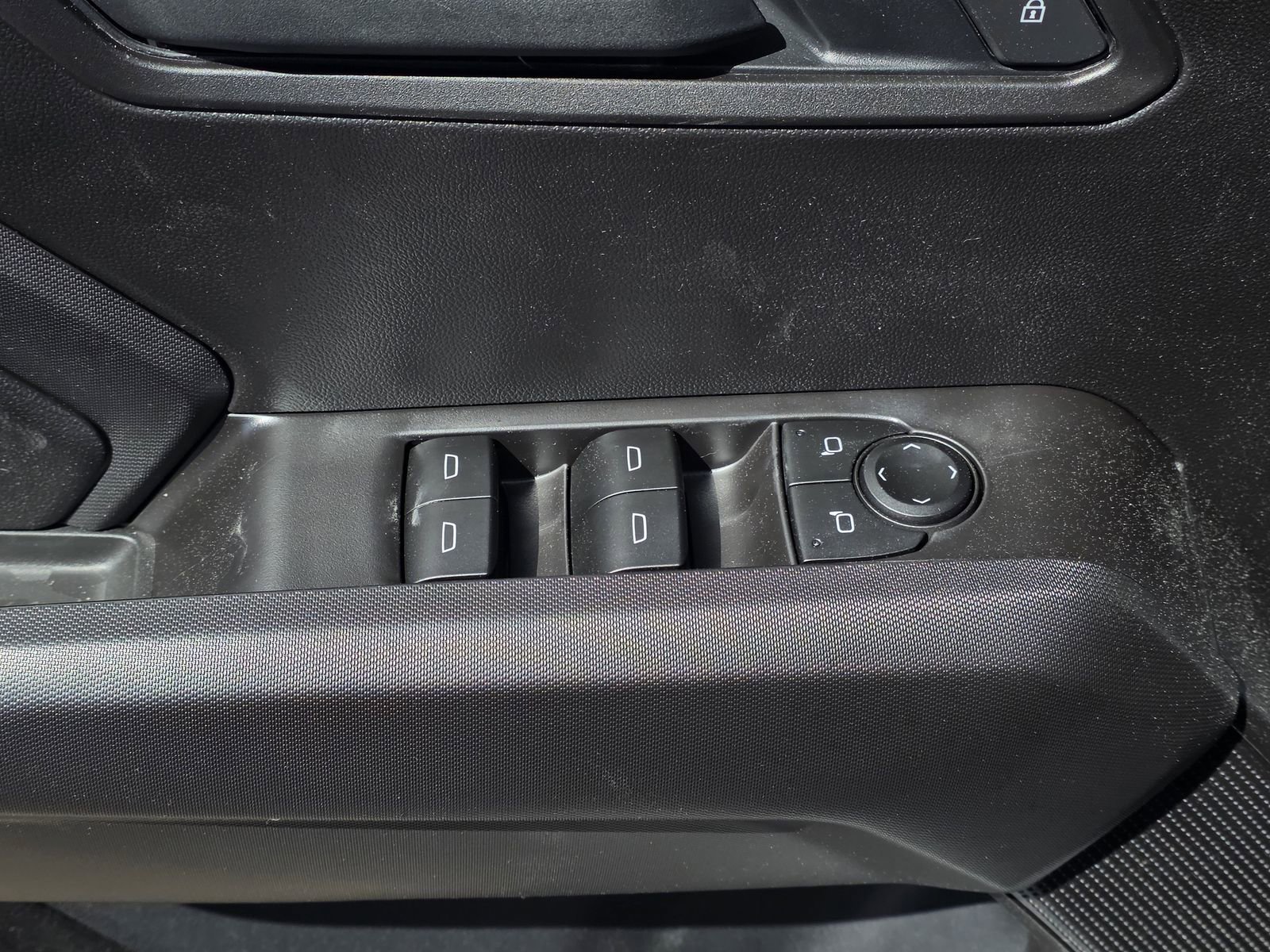 2026 Chevrolet Colorado Work Truck - Photo 14