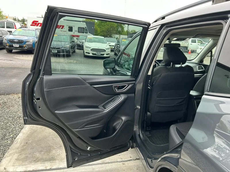Used 2022 Gray Subaru Premium Sport Utility 4D image 26