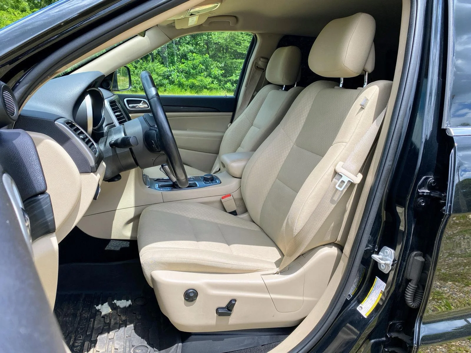 2020 Jeep Grand Cherokee Laredo E - Photo 9