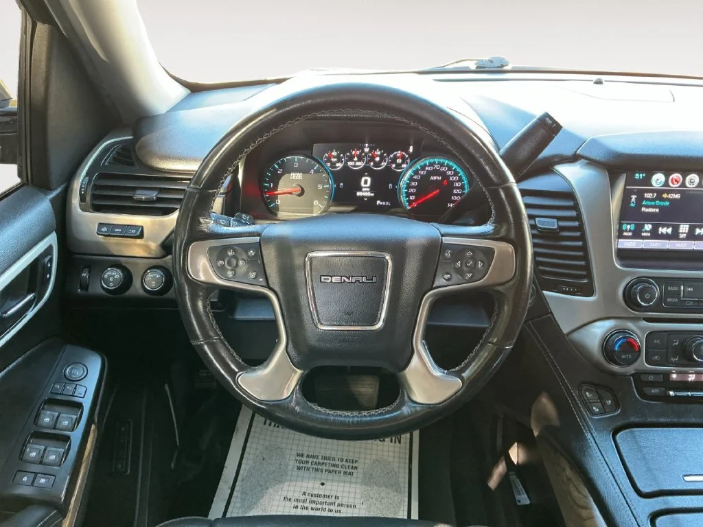 Used 2019 PEPPERDUST METALLIC GMC Denali image 19