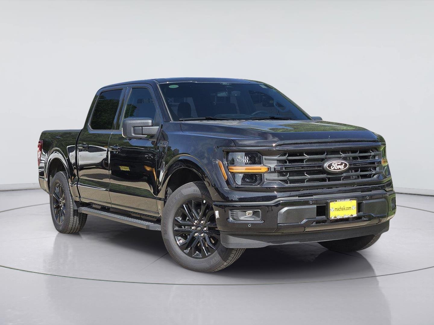 New 2026 Agate Black Metallic Ford XLT image 1