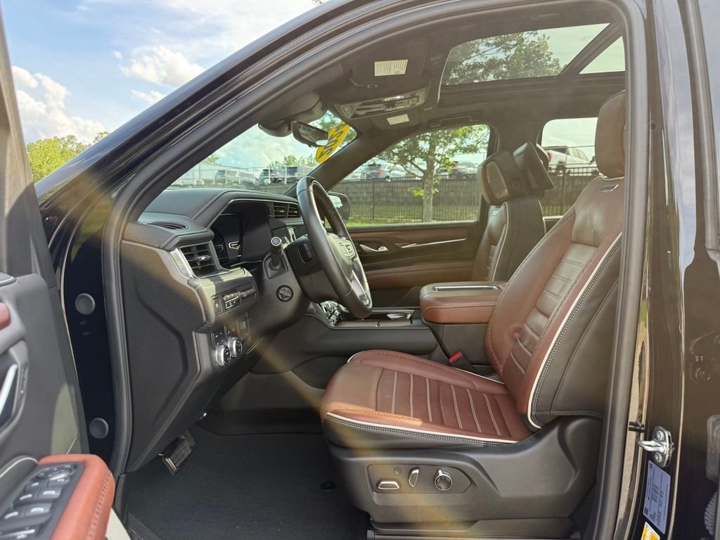 Used 2024 Black GMC Denali Ultimate image 25