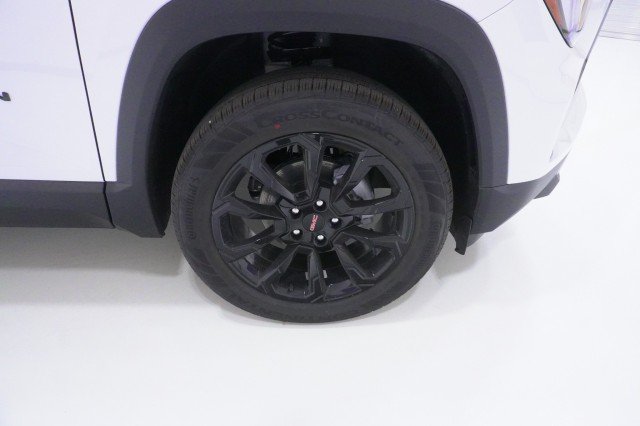 New 2026 Summit White GMC Elevation image 5