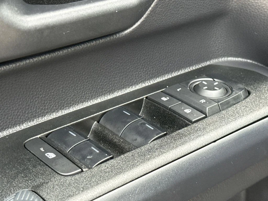 Used 2025 Black Toyota SR5 image 19