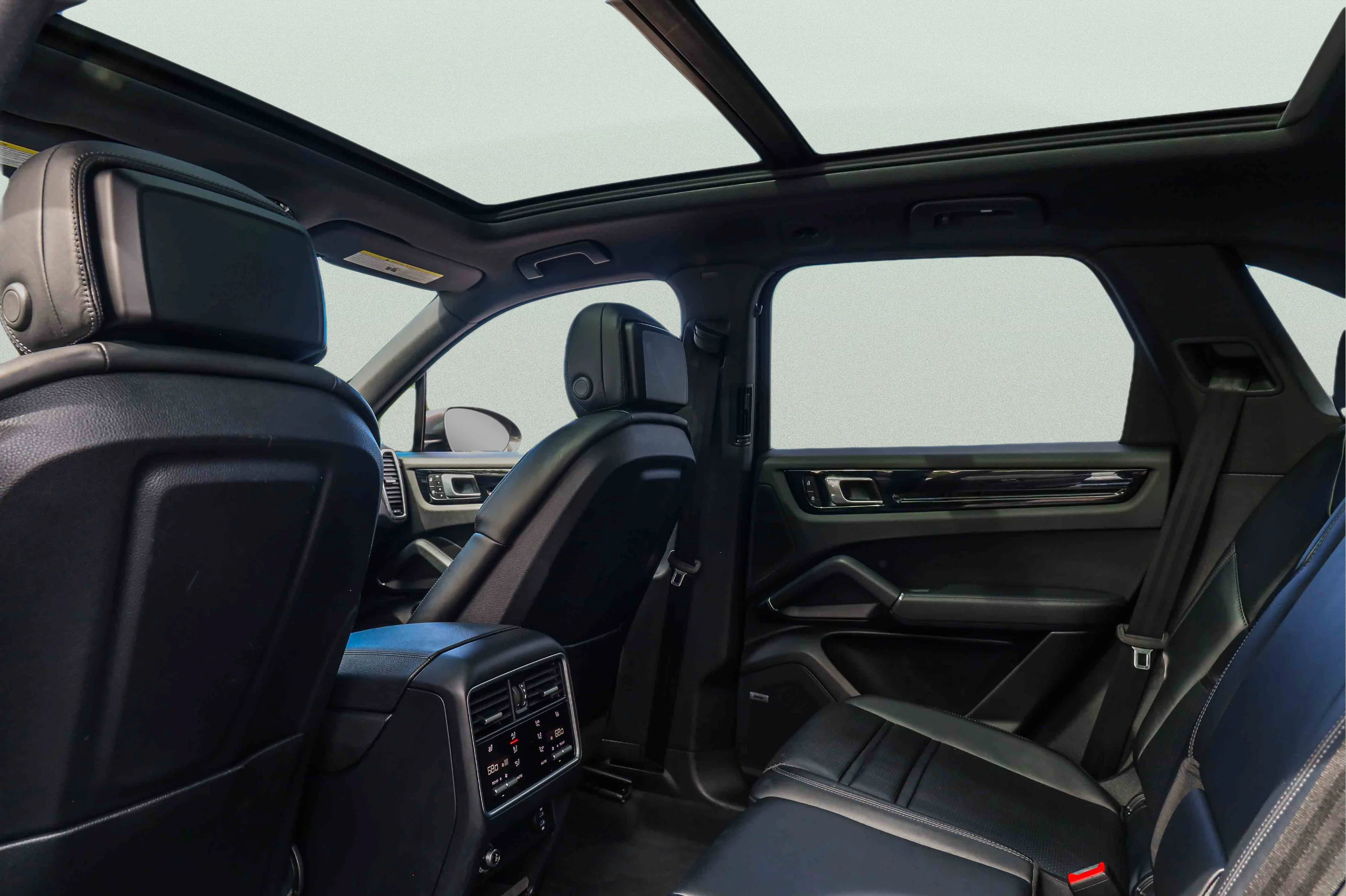 Used 2022 Gray Porsche  image 21