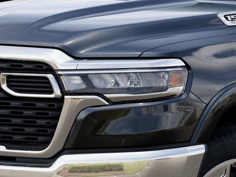 New 2027 Diamond Black Crystal Pearl-Coat Exterior Paint RAM LONE STAR image 6