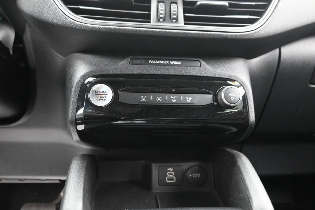 Used 2024 White Ford Active image 20