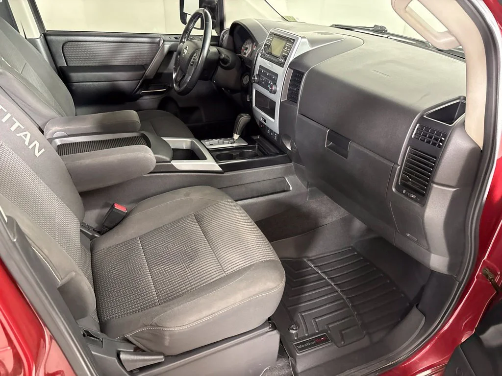 Used 2013 Red Nissan PRO-4X image 19