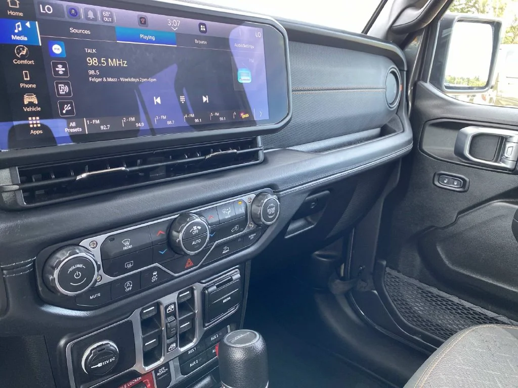 Certified Used 2026 Gray Jeep Mojave image 31