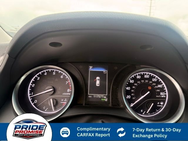 Used 2018 Gray Toyota LE image 21