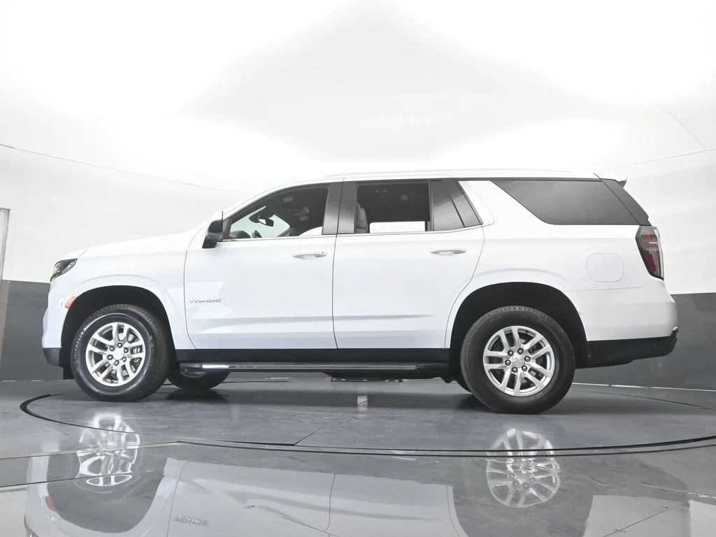 Used 2024 Summit White Chevrolet LT image 55