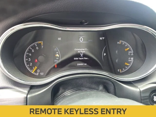 Used 2019 Silver Jeep Limited image 14