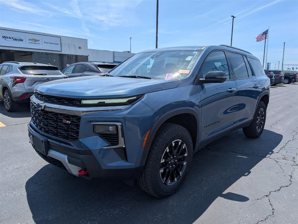 Used 2024 Lakeshore Blue Metallic Chevrolet AWD Z71 image 4
