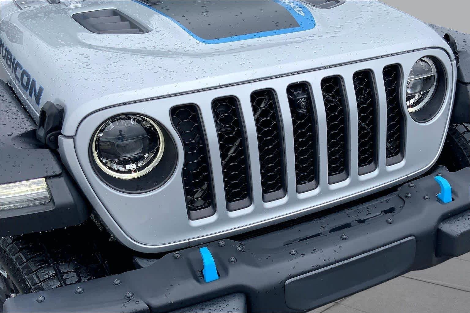 Certified Used 2023 Silver Zynith Clearcoat Jeep Rubicon image 30