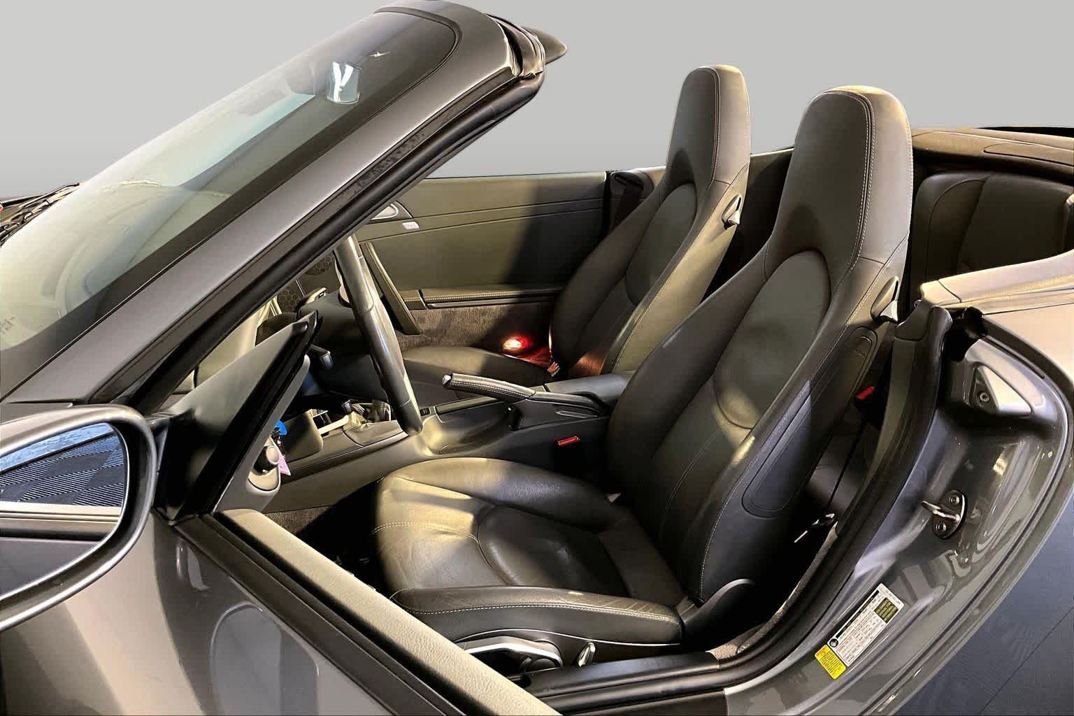 Used 2006 GRAY Porsche Carrera 4 image 8
