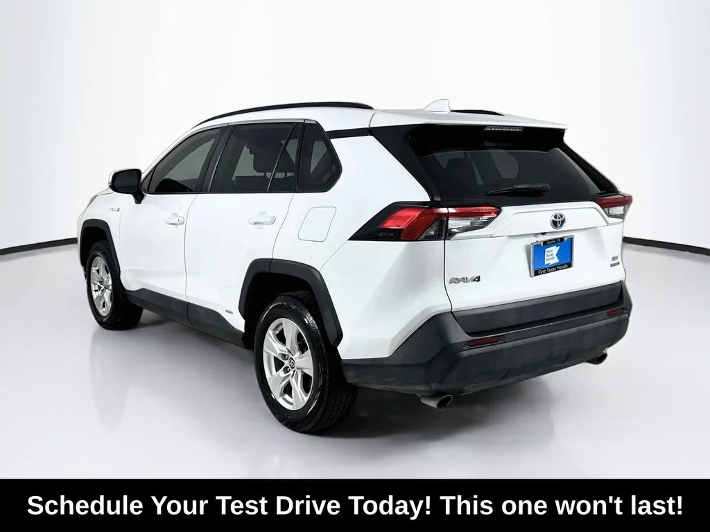 Used 2021 Super White Toyota XLE image 5