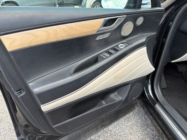 Used 2021 Vik Black Genesis 2.5T Prestige image 9