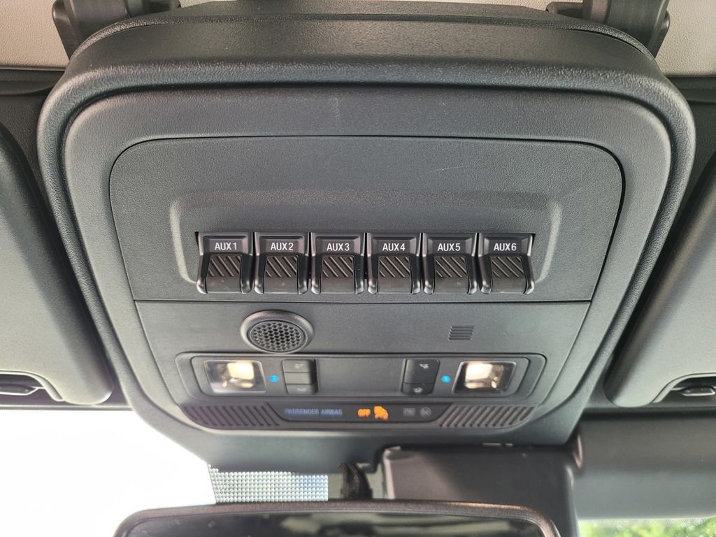 Used 2025 Green Ford Badlands image 17