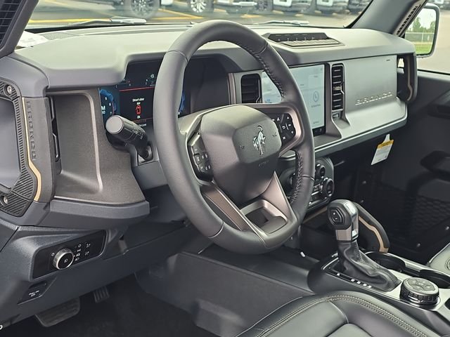 New 2026 Avalanche Gray Ford Badlands® image 11