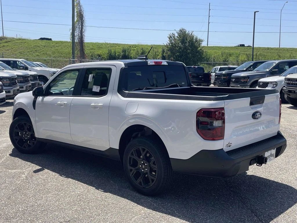 New 2026 Oxford White Ford Lariat image 5
